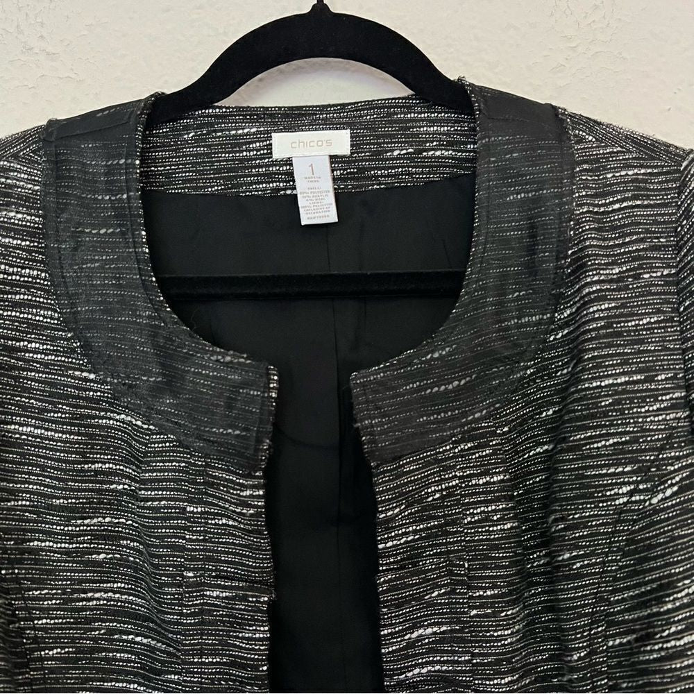 Chico’s Wool Blend Textured Blazer Jacket Size 1 / M(8)