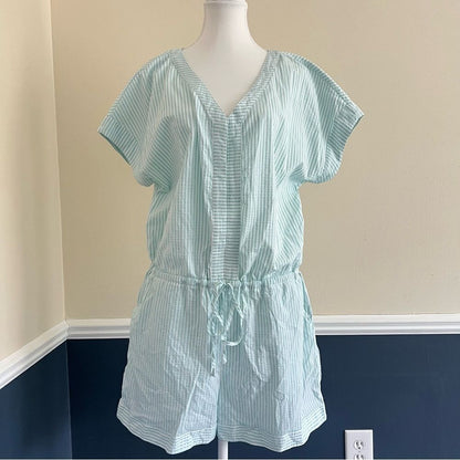 Vineyard Vines Seersucker Striped Romper in Aqua Size Large Short Sleeve